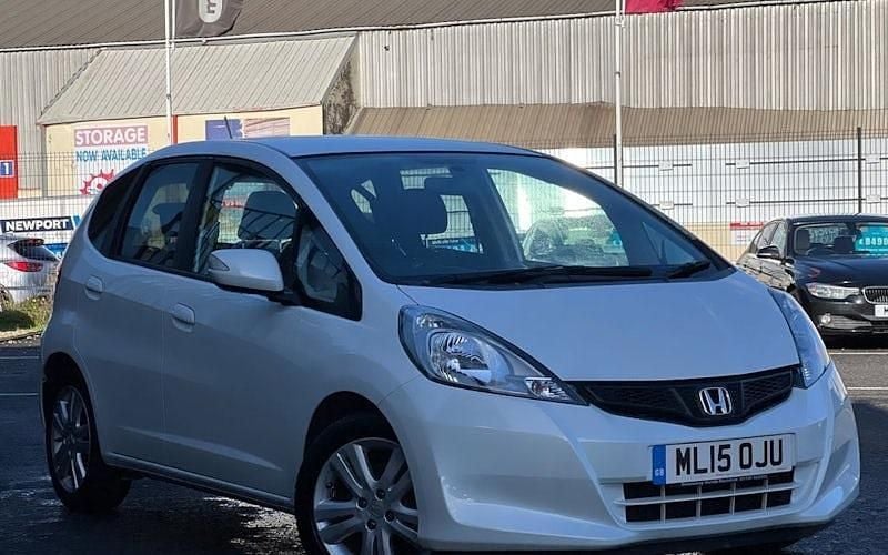 Used Honda Jazz ES 99 HP (72 kW) 2015 Hatchback