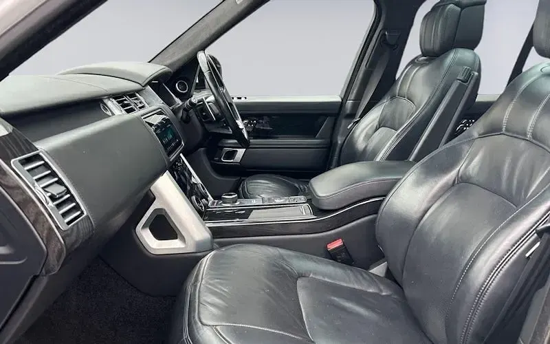 Used Land Rover Range Rover Autobiography 275 HP (202 kW) 2020 White SUV