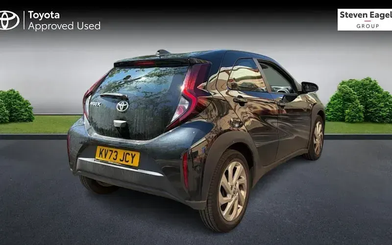 Used Toyota Aygo X PURE 72 HP (52 kW) 2025 SUV