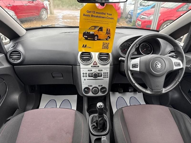 Usado Vauxhall Corsa 79 HP (58 kW) 2008 Preto Citadino