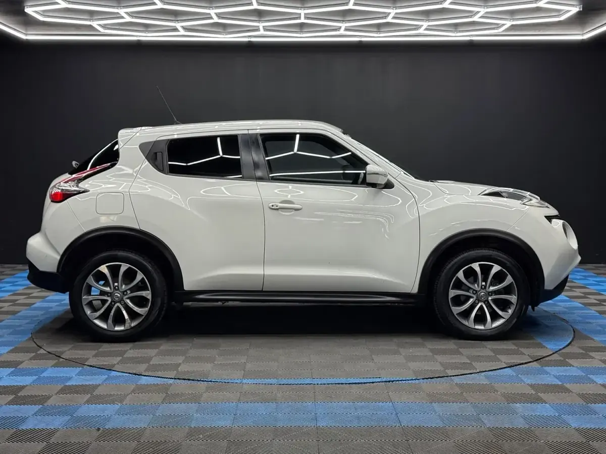 Used Nissan Juke Tekna 110 HP (80 kW) 2017 White SUV