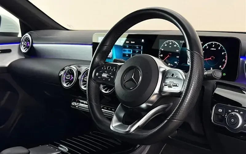 Used Mercedes CLA180 AMG Line Premium 136 HP (100 kW) 2022 White Sedan
