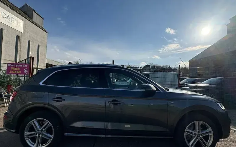 Used Audi Q5 S-Line 299 HP (219 kW) 2020 Grey SUV