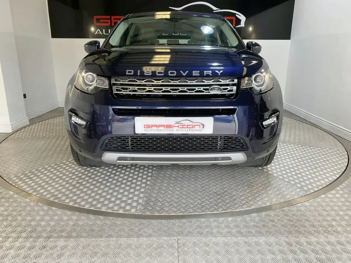 Used Land Rover Discovery Sport HSE 180 HP (132 kW) 2015 Blue SUV