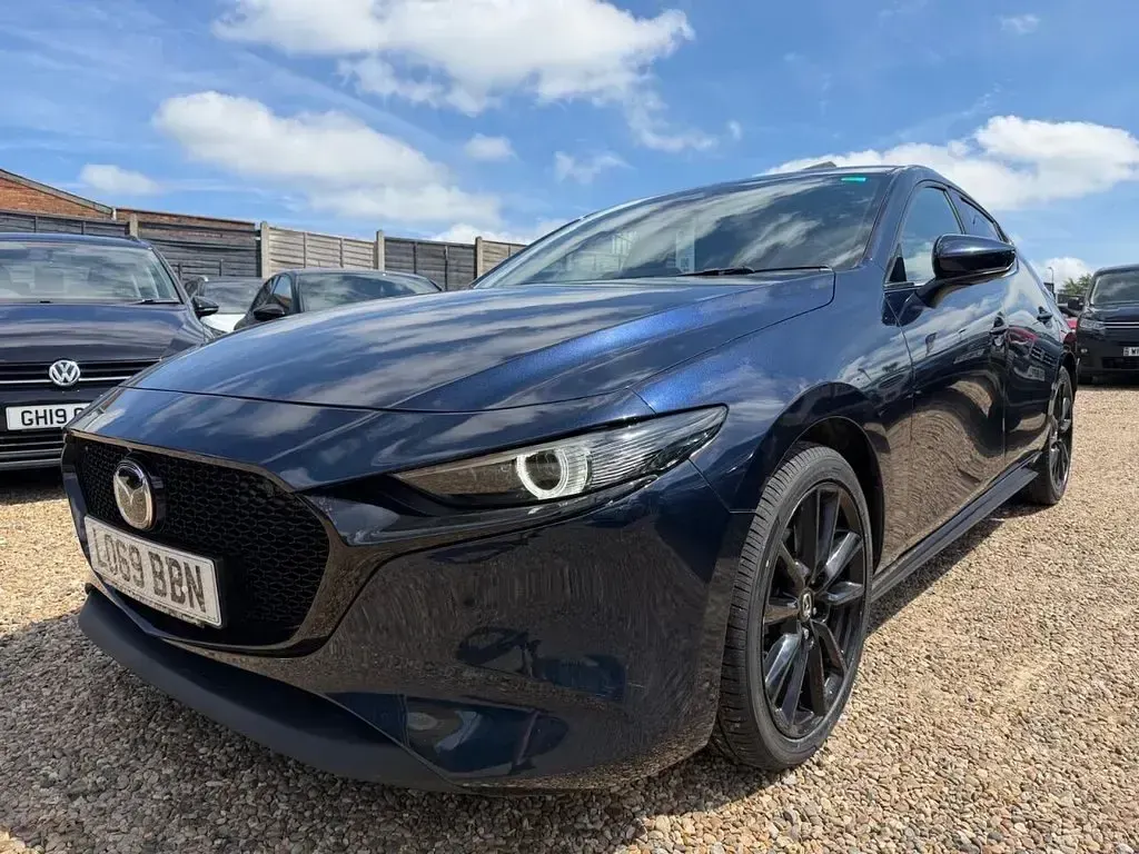 Used Mazda 3 Inclusive 180 HP (132 kW) 2020 Blue Hatchback