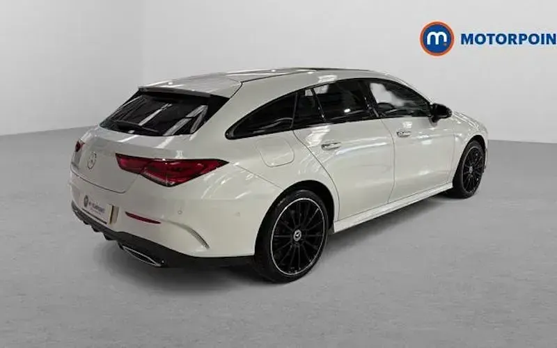 Used Mercedes E250 AMG line 218 HP (160 kW) 2022 Estate