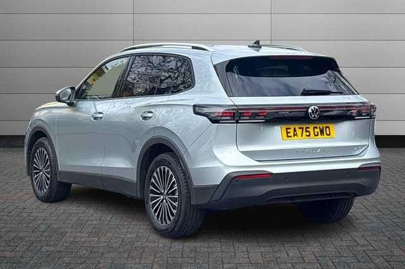 Used VW Tiguan Match 150 HP (110 kW) 2025 Oyster silver SUV