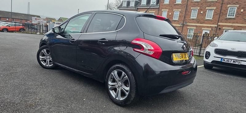 Used Peugeot 208 Allure 2014 Black Hatchback