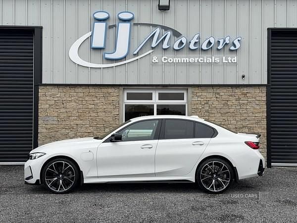 Used BMW 330e M Sport 288 HP (211 kW) 2025 White Sedan