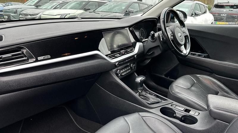 Used Kia Niro 2019 Blue SUV