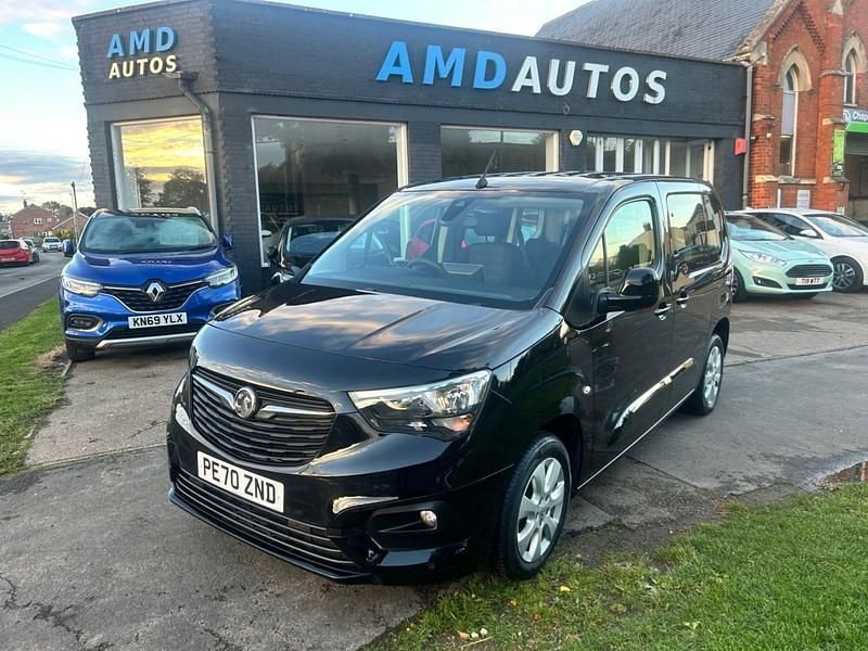 Used Vauxhall Combo S 110 HP (80 kW) 2020 Black MPV