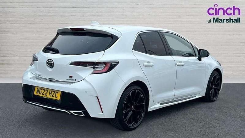 Used Toyota Corolla Sport 184 HP (135 kW) 2022 White Hatchback