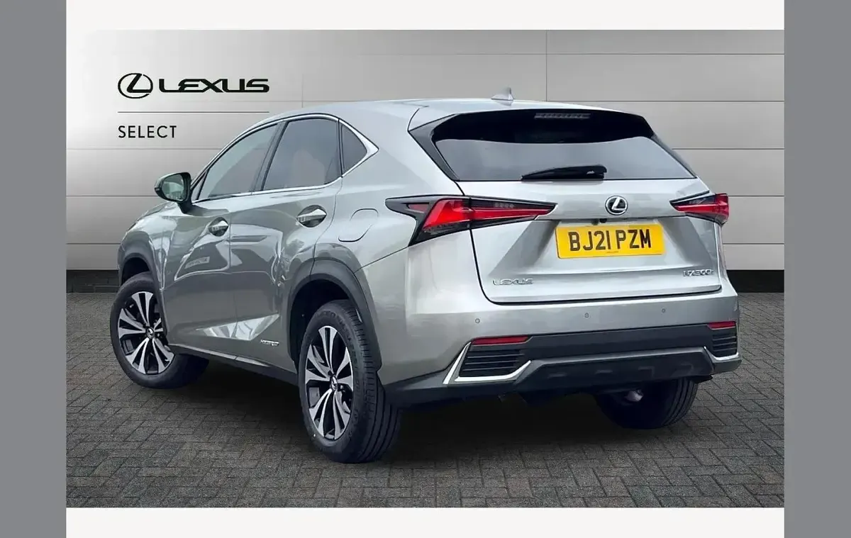 Used Lexus NX300h 197 HP (144 kW) 2021 Silver SUV