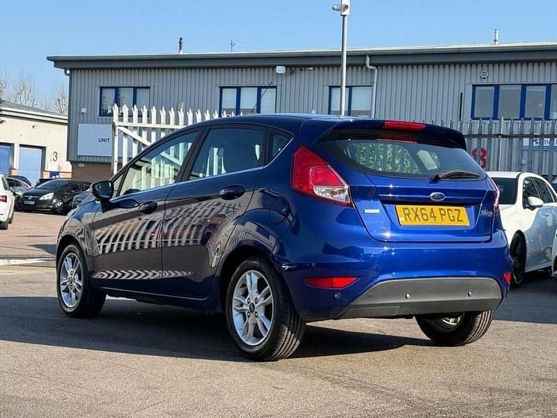 Used Ford Fiesta Zetec 100 HP (73 kW) 2014 Blue Hatchback