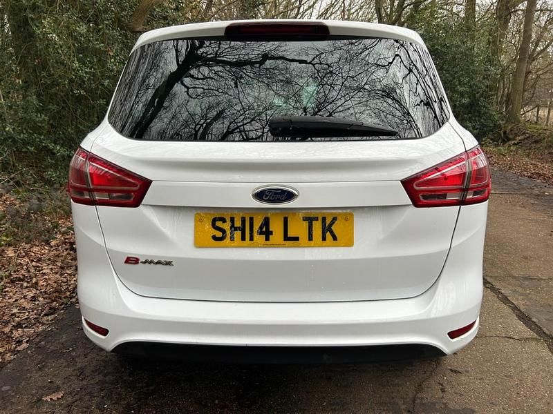 Used Ford B-MAX Zetec 2014 White MPV
