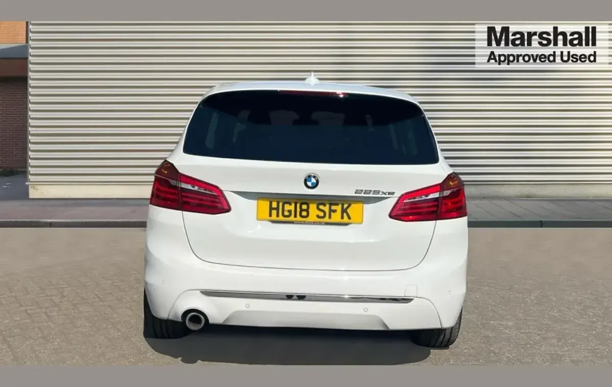 Used BMW 225 Luxury Line 221 HP (162 kW) 2018 White Hatchback