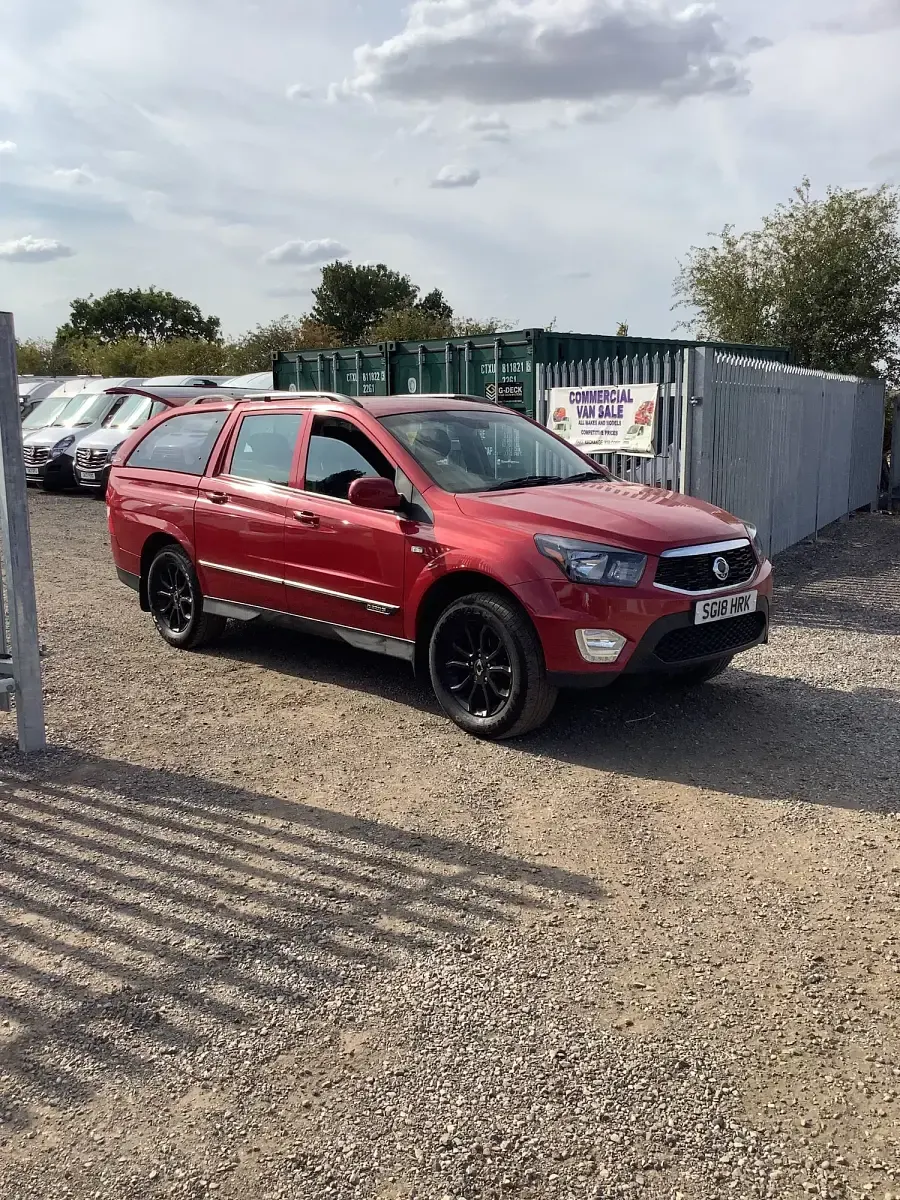 Used SsangYong Musso 181 HP (133 kW) 2018 Red Pickup