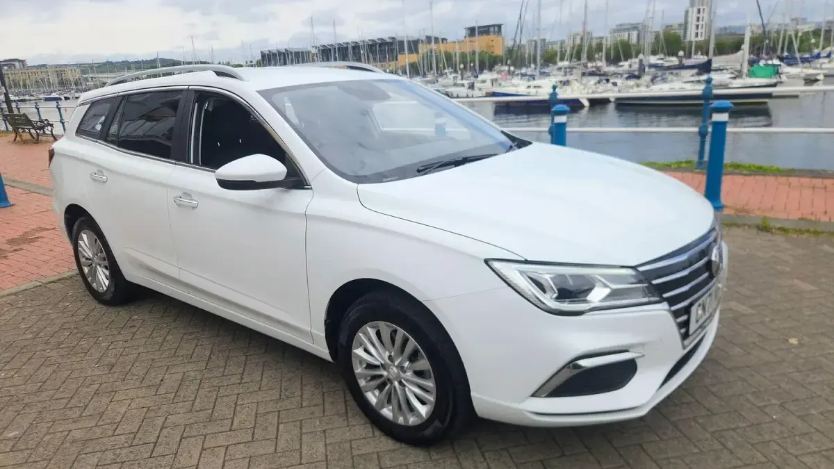 Used MG MG5 EV Exclusive 114 kW (156 HP) 2021 White Estate