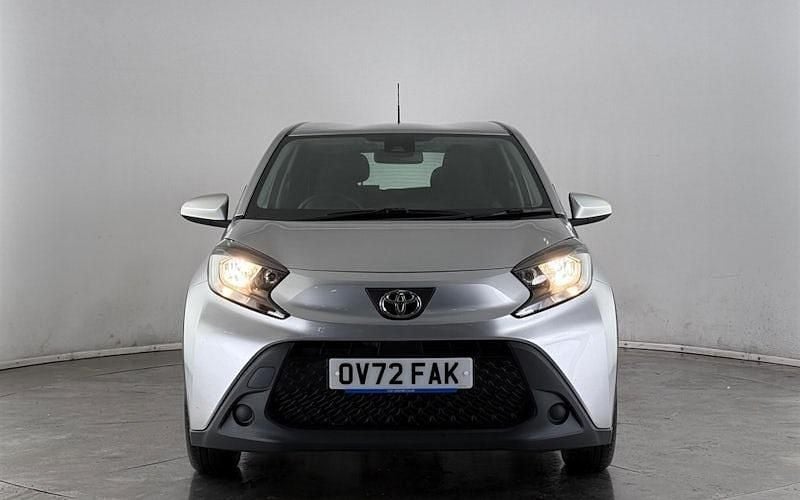 Used Toyota Aygo X PURE 72 HP (52 kW) 2025 SUV