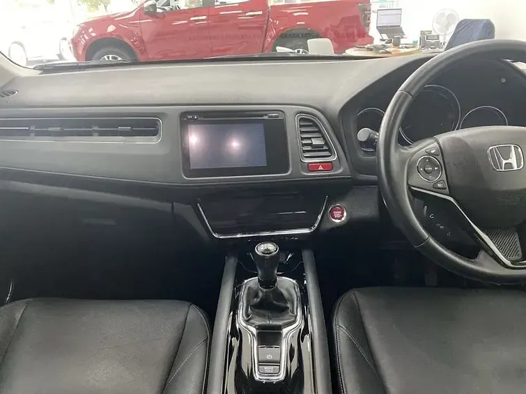 Used Honda HR-V EX 130 HP (95 kW) 2017 White SUV