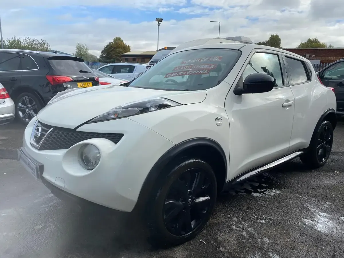 Used Nissan Juke N-TEC 110 HP (80 kW) 2014 White SUV