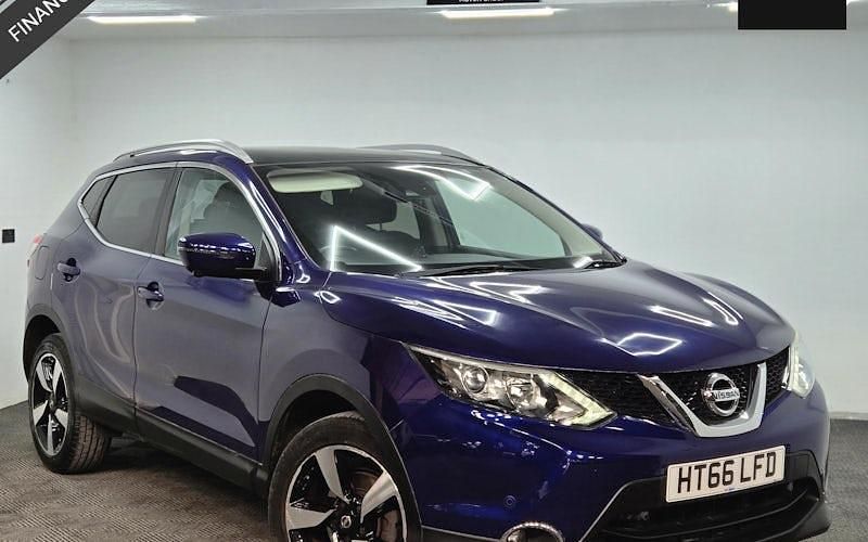 Used Nissan Qashqai N-Connecta 116 HP (85 kW) 2017 Blue SUV