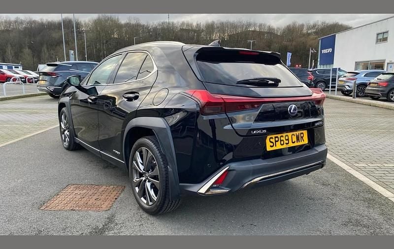 Used Lexus UX 250h Sport Line 180 HP (132 kW) 2019 Black SUV
