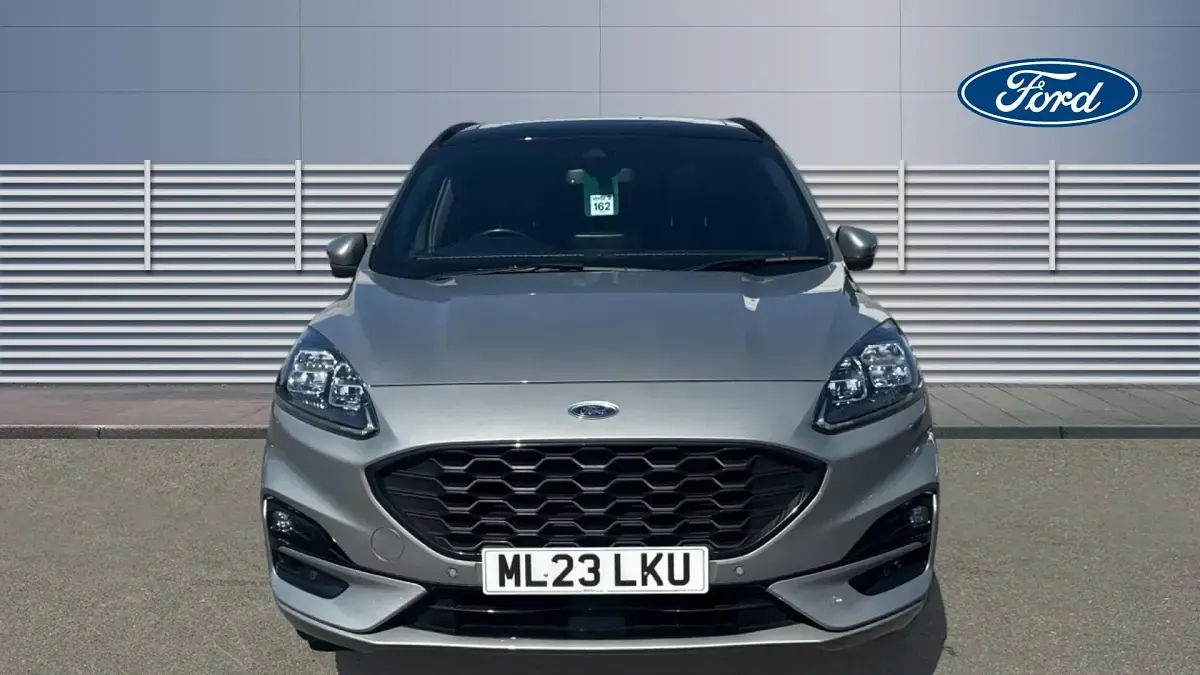 Used Ford Kuga ST-Line X 190 HP (139 kW) 2023 Silver SUV