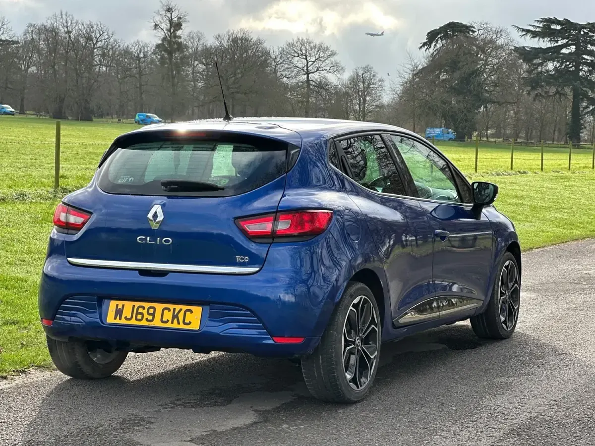 Used Renault Clio Iconic 2019 Blue Hatchback