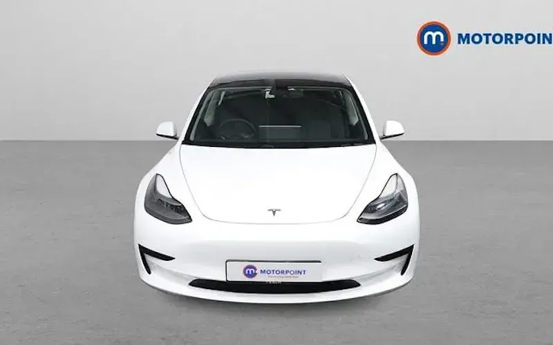 Used Tesla Model 3 RWD 208 kW (283 HP) 2022 White Sedan