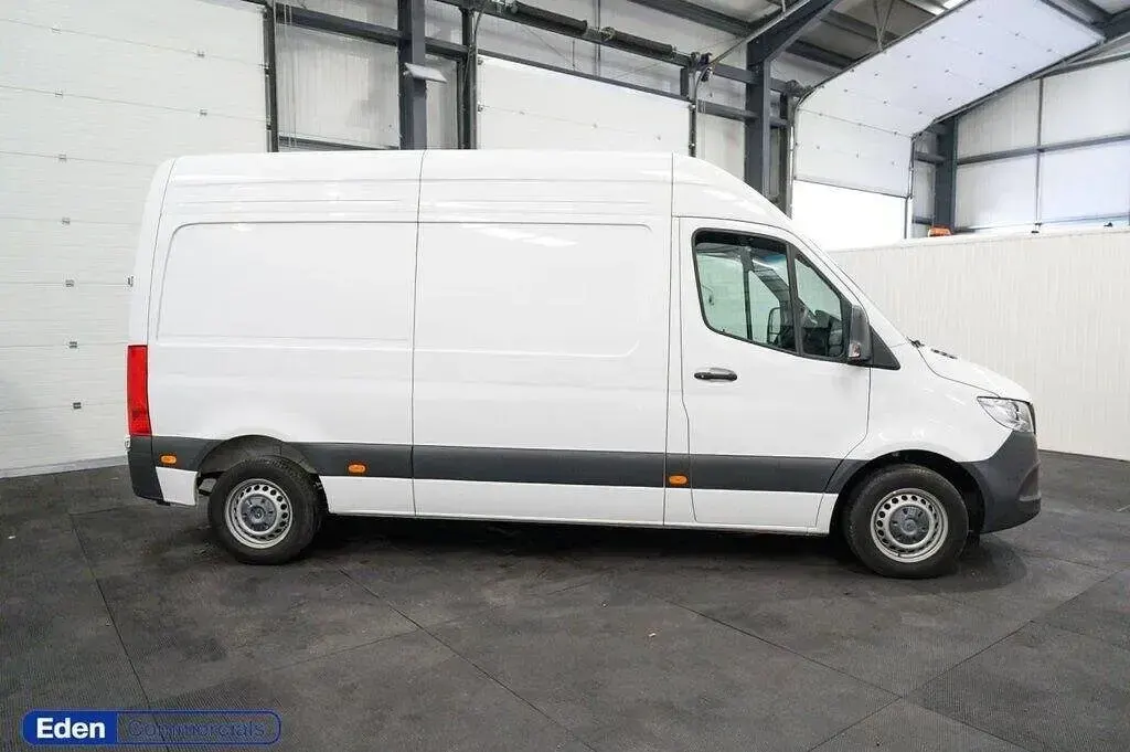 Used Mercedes Sprinter Premium 150 HP (110 kW) 2024 White Van