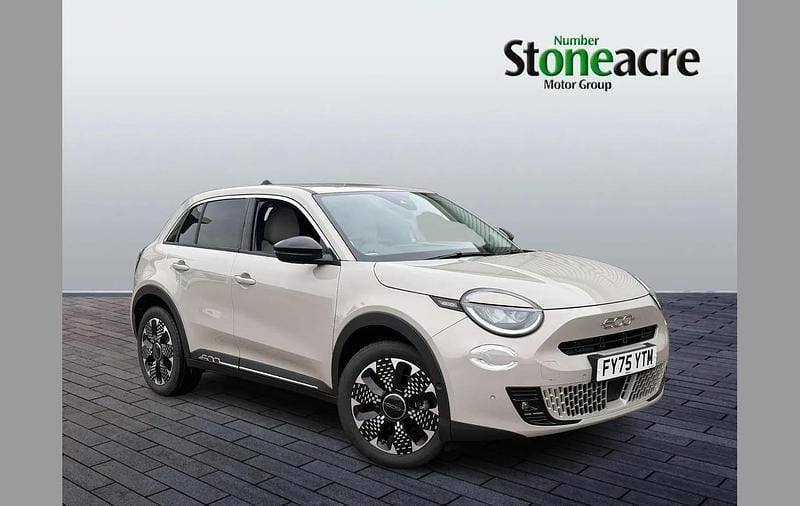 Beige New 2025 Fiat 600 La Prima SUV | £21,995 - Image 1/4