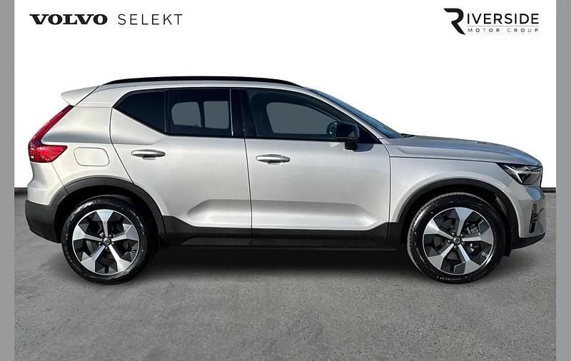 Used Volvo XC40 Ultimate 197 HP (144 kW) 2022 Silver dawn SUV