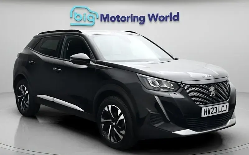 Used Peugeot 2008 Allure+ 101 HP (74 kW) 2023 SUV