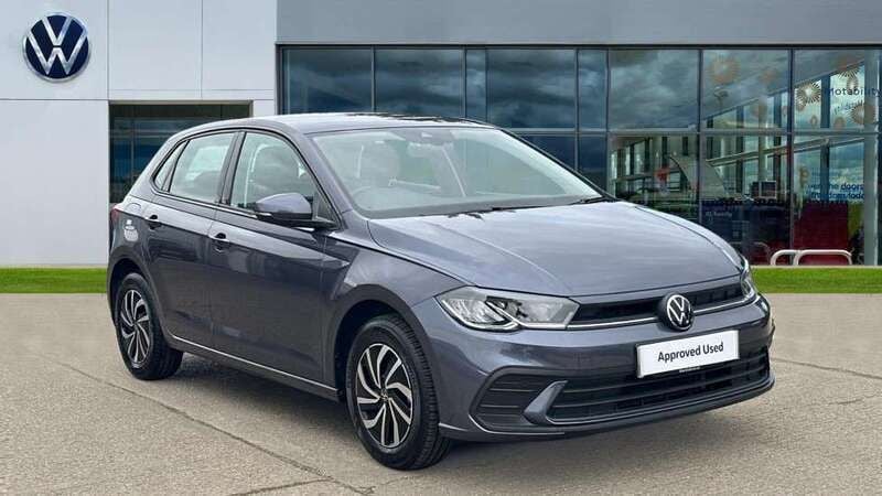 Used VW Polo Life 95 HP (69 kW) 2023 Grey  Hatchback
