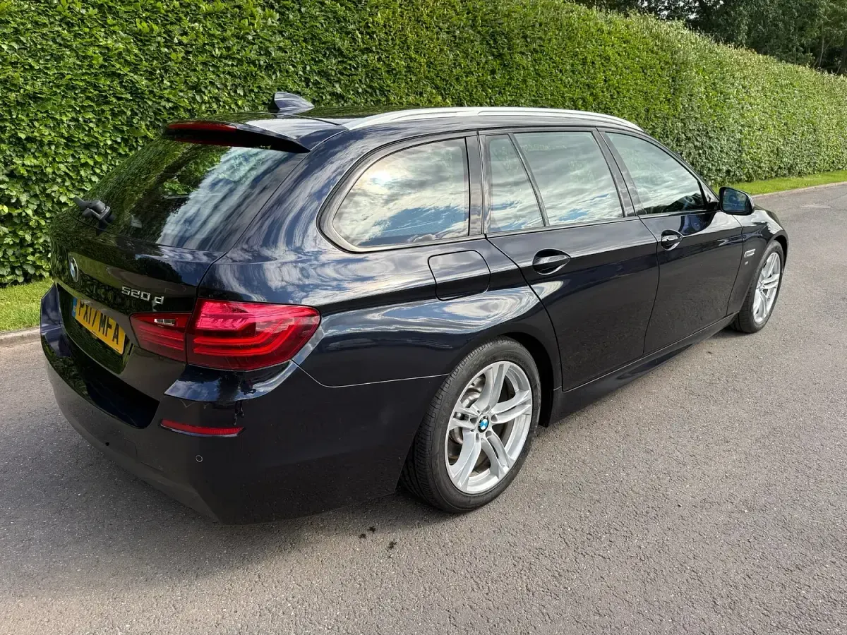 Used BMW 520 M Sport 190 HP (139 kW) 2017 Black Estate
