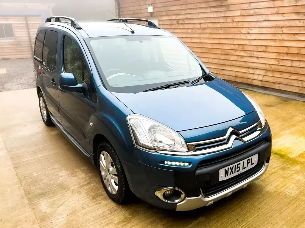Used Citroën e-Berlingo 2015 Blue MPV