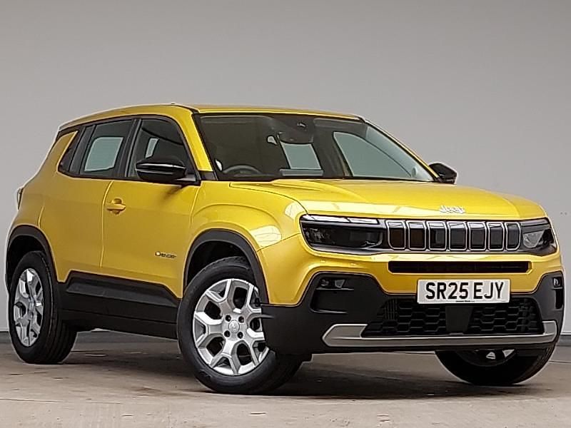 Used Jeep Avenger Summit 100 HP (73 kW) 2025 Yellow SUV
