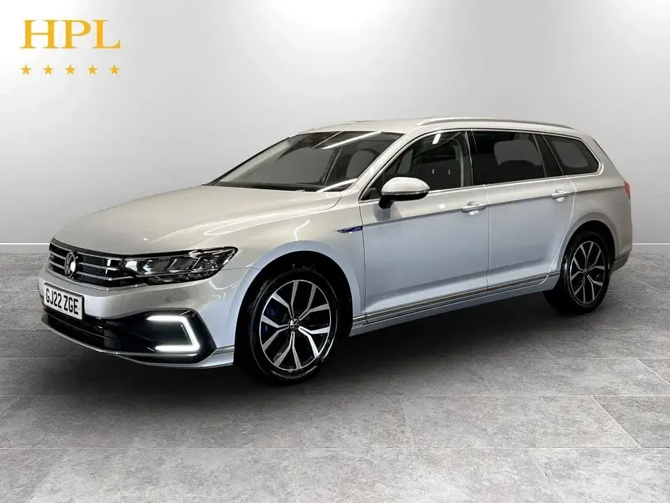 Used VW Passat GTE 218 HP (160 kW) 2022 Silver Estate