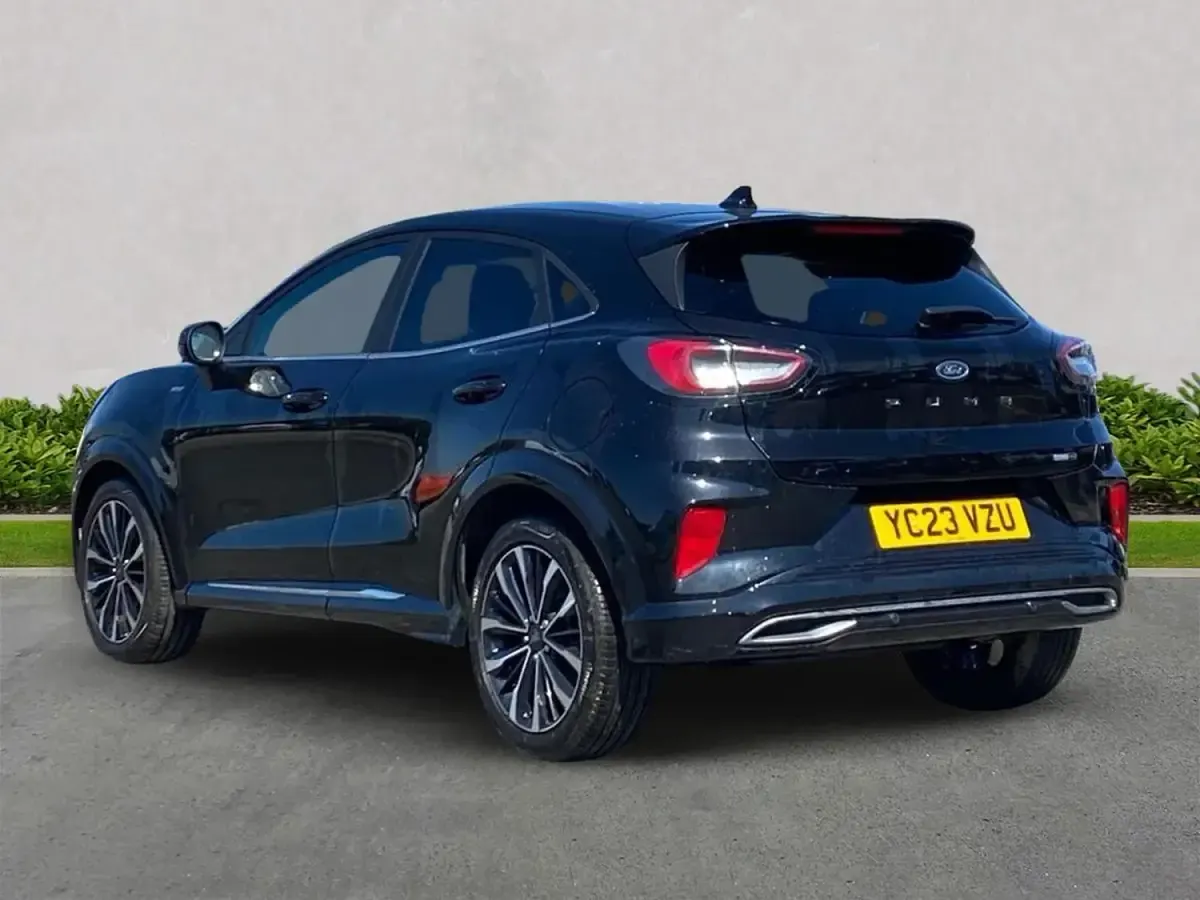 Używany Ford Puma ST-Line 155 KM (114 kW) 2023 Czarny SUV