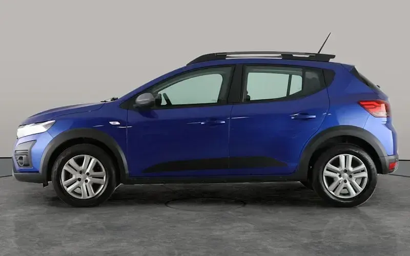 Used Dacia Sandero Expression 101 HP (74 kW) 2023 Blue Hatchback