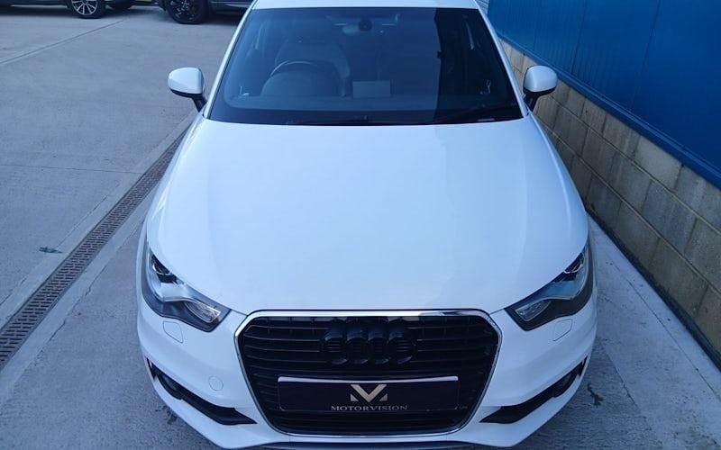 Used Audi A1 Sportback S-Line 105 HP (77 kW) 2014 Hatchback