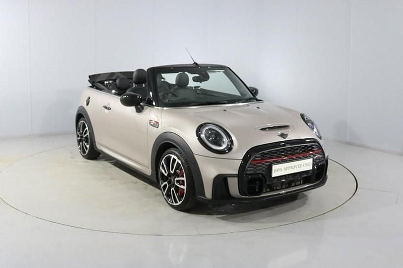 Used Mini John Cooper Works Premium Plus 228 HP (167 kW) 2025 Grey Hatchback