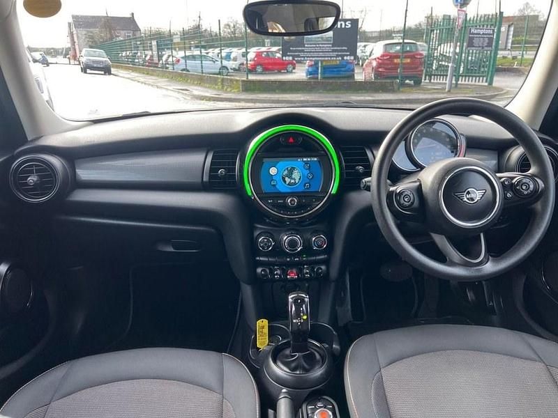 Used Mini Cooper Classic 136 HP (100 kW) 2020 Black Hatchback