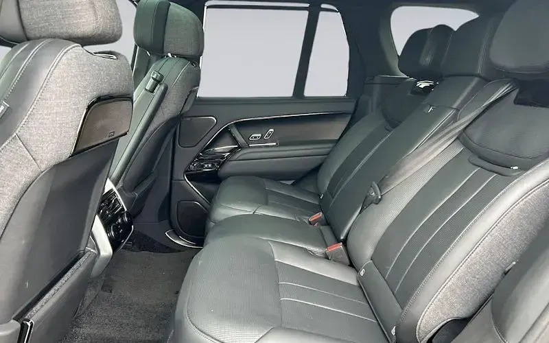 Used Land Rover Range Rover 615 HP (452 kW) 2025 Grey SUV