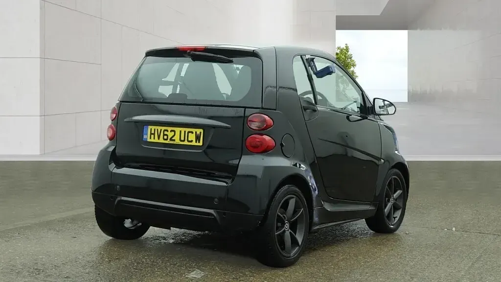Used Smart ForTwo Coupé Pulse 45 HP (33 kW) 2012 Black Coupe