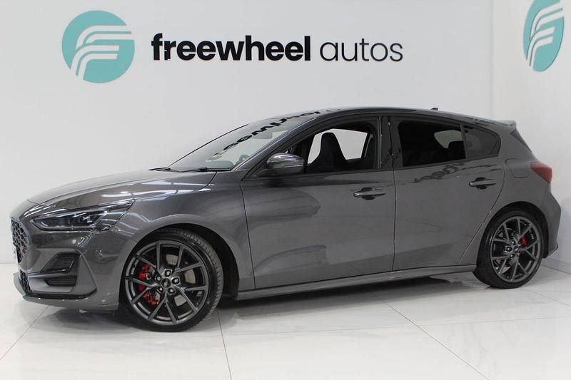 Used Ford Focus ST 280 HP (205 kW) 2023 Grey Hatchback