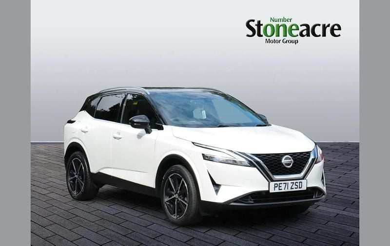 White Used 2021 Nissan Qashqai Tekna SUV | £17,995 (Fair price) - Image 1/2