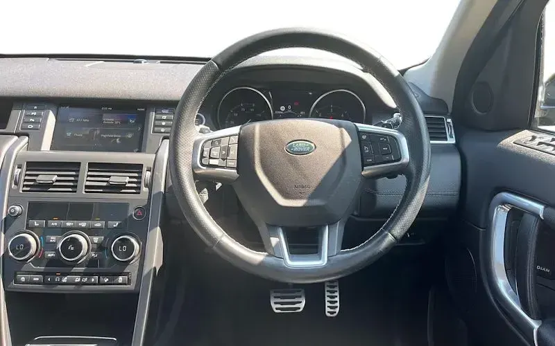 Used Land Rover Discovery Sport HSE Dynamic 241 HP (177 kW) 2018 Grey SUV