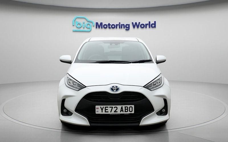 Used Toyota Yaris Hybrid Design 116 HP (85 kW) 2026 Hatchback